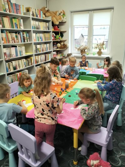 Okładka albumu: Miłe Małe Czwartki - Dzień Motyla